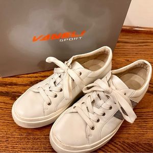 VANELI - Yavin Sneaker - size 7
